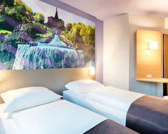 B&B Hotel Kassel-Süd - קאסל - חדר שינה