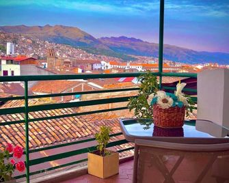 Hospedaje Familiar Gloria - Cusco - Balcón