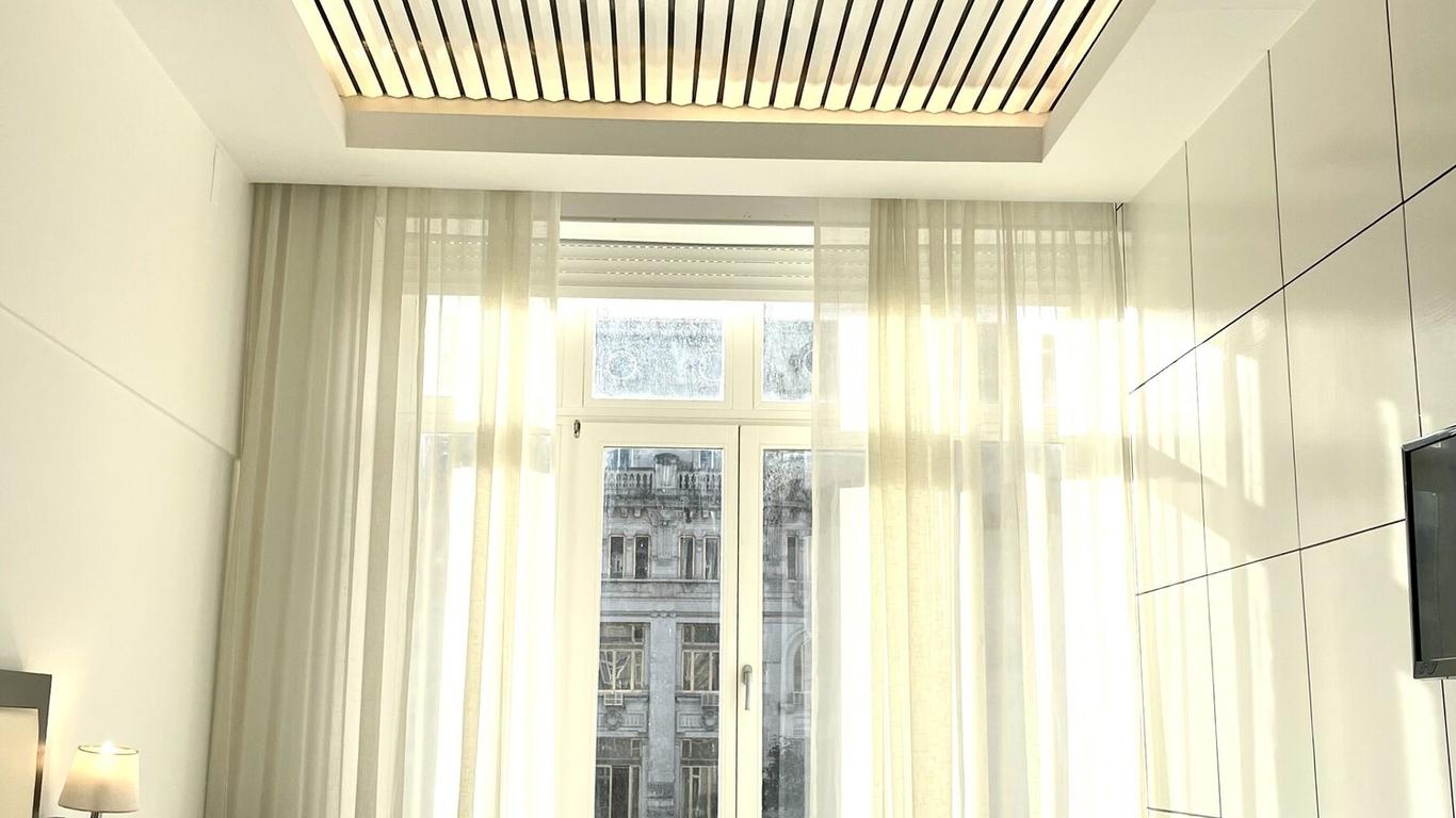 هوتل يونيفرسال