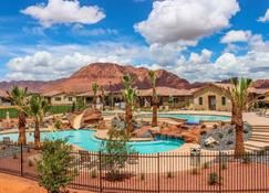 Snow Canyon Paradise #46 by RedAwning - Ivins - Piscina
