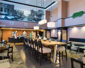 Hampton Inn & Suites Danville - Danville - Ресторан