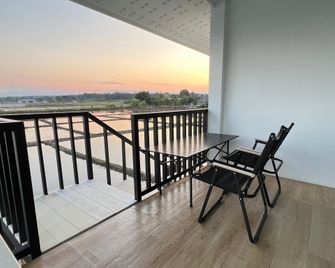 Rimnahome181 - Mae Taeng - Balkon