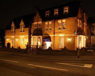 Kirkdale Hotel - Croydon - Edificio