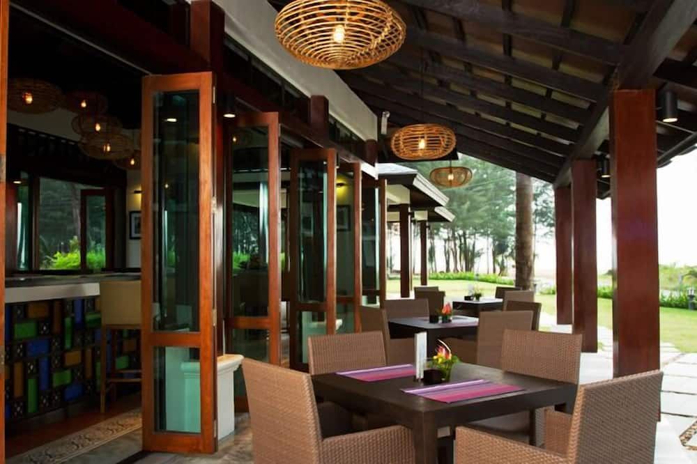 كاو ليك بلو لاجون ريزورت