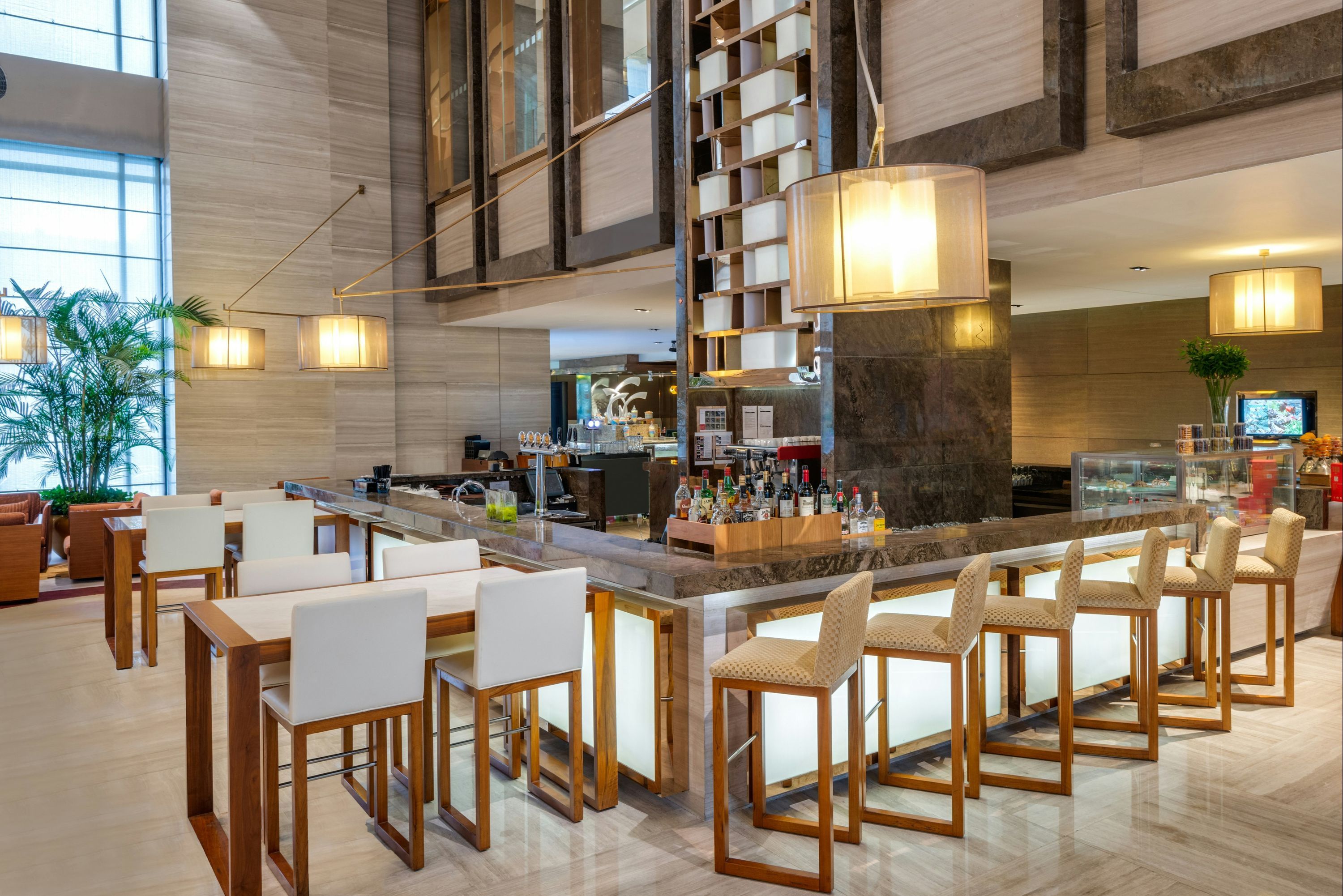 Holiday Inn Shanghai Hongqiao By IHG thumbnail 3
