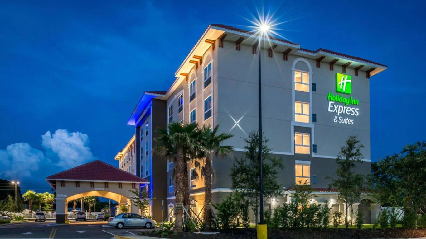 Holiday Inn Express & Suites St. Petersburg - Madeira Beach By IHG