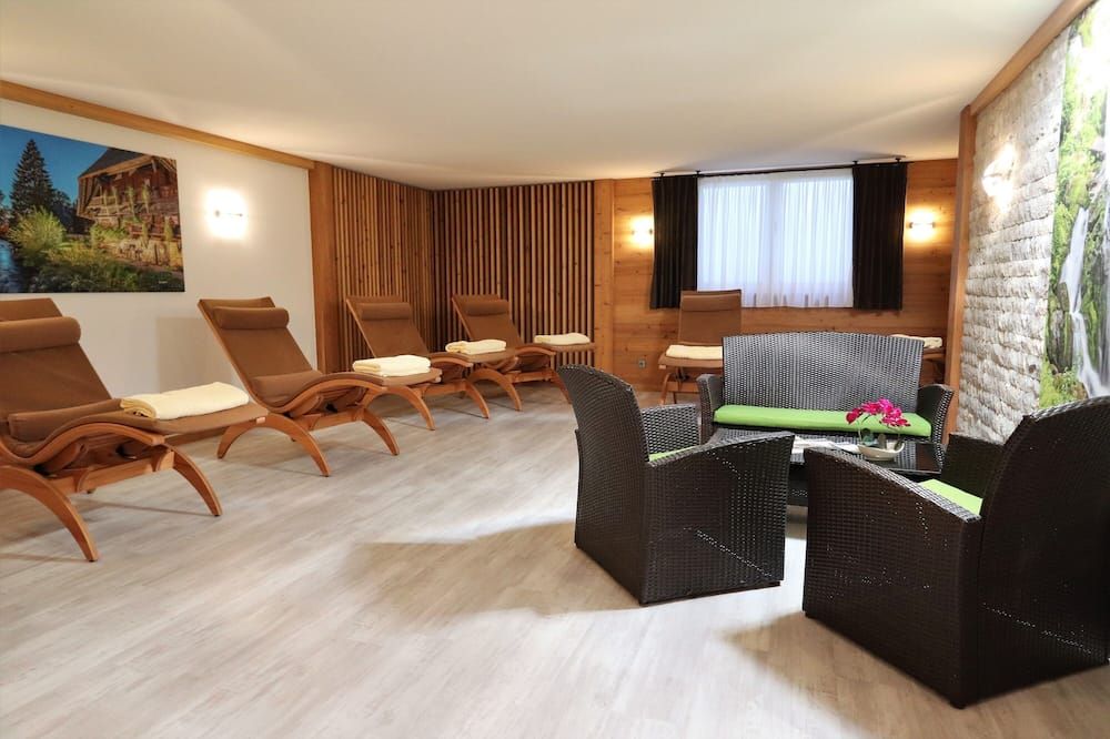 Hotel Klosterbräustuben - Zell am Harmersbach - Wohnzimmer