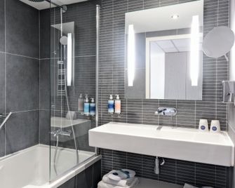 Thalazur Cabourg - Hôtel & Spa - Cabourg - Bathroom