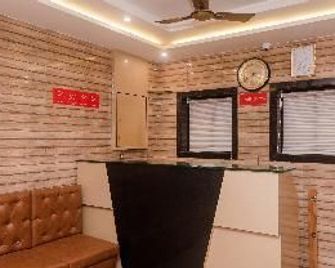 Hotel O Indore - Mumbai - Receção