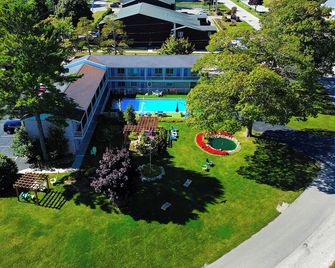 American Boutique Inn - Lakeview - Mackinaw City