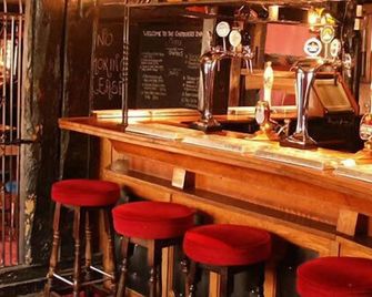 Chequers Inn Hotel - Forest Row - Bar
