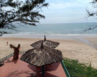 Suoi Nuoc Resort - Phan Thiet - Beach