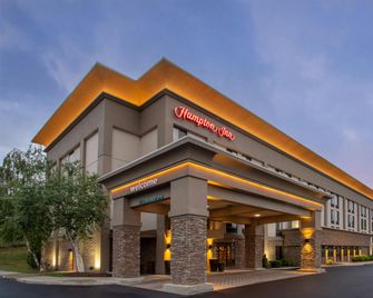 Hampton Inn Fishkill - Fishkill - Building