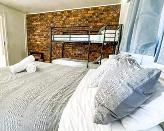 Country Style Holiday Park - Stanthorpe - Habitación