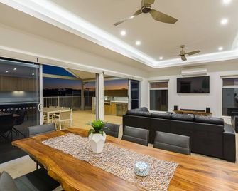 20 Madaffari Drive - Exmouth - Restaurant