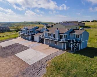 4 Furnished Condos, 12 Bed/8 Bath Great Lake Views - Ogallala - Building