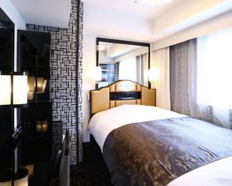 Apa Hotel Ayase Ekimae - Tokyo - Bedroom