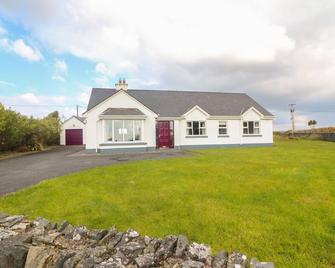 Cleary Cottage, Pet Friendly In Miltown Malbay, County Clare - Miltown Malbay - Edificio