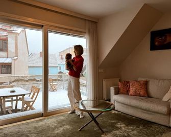 Hotel Restaurant Der Greif - Леобен