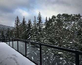 Armand Heights - Ganges - Balcón