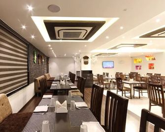 Hotel Sher-E-Punjab - Nandurbar - Restaurant