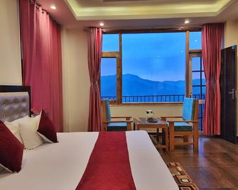 Royal cedar Retreat - Shimla - Habitación