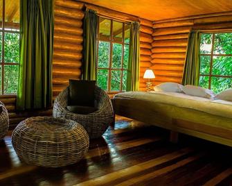 Huasaiwasi Ecolodge - Tarapoto - Wohnzimmer