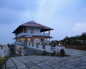 Plachoos Gardens Kuttikkanam - Kuttikkanam - Building