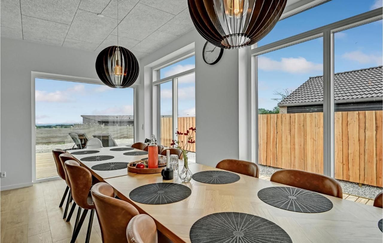 6 Bedroom Cozy Home In Ebeltoft – Ebeltoft