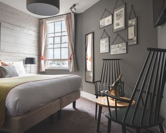 Chainlocker - Falmouth - Bedroom