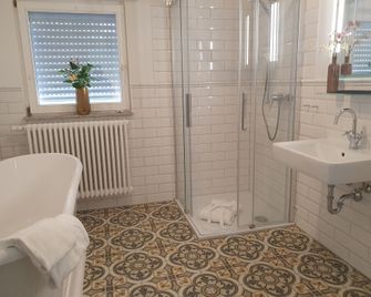 Boutique Hotel Villa Horbach - Idar-Oberstein - Banheiro