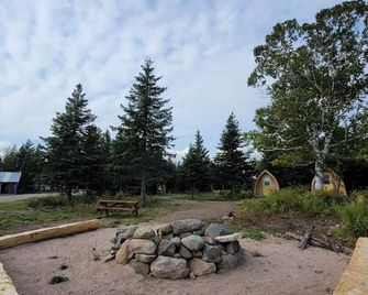 Sugar Maple Camping Pod - Ingonish - Vista del exterior