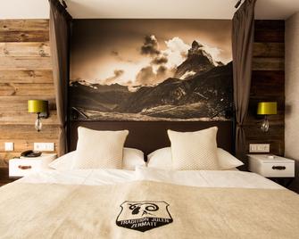 Wellness Hotel Alpenhof - Zermatt - Bedroom