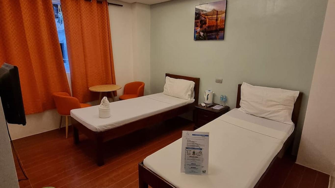 Aqua Travel Lodge