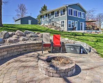 Lake Mary Cottage w/ Private Beach & Boat Dock - Alexandria