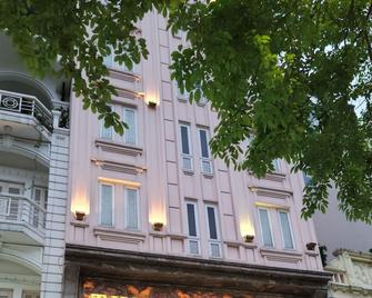 The Light Hotel - Hanoi - Building