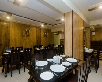 Lake Bloom Residency - Mumbai - Restaurant