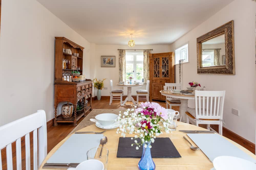 Avalon House B&B - לינדהרסט - חדר אוכל