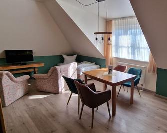 Hotel Mecklenburger Mühle Garni - Wismar - Obývací pokoj