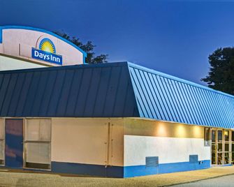 Days Inn by Wyndham Elizabeth City - Elizabeth City - Gebäude