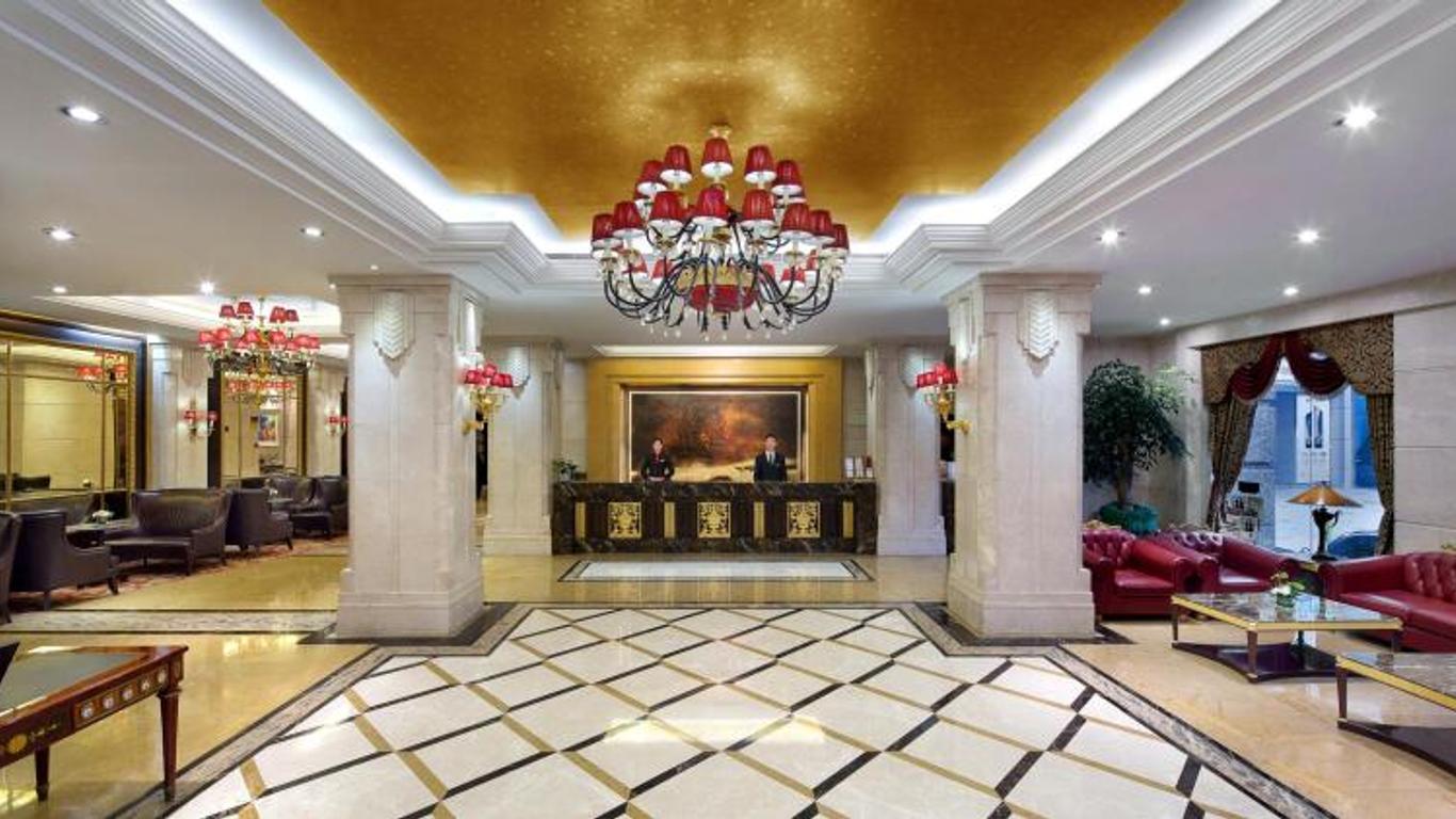 President Hotel