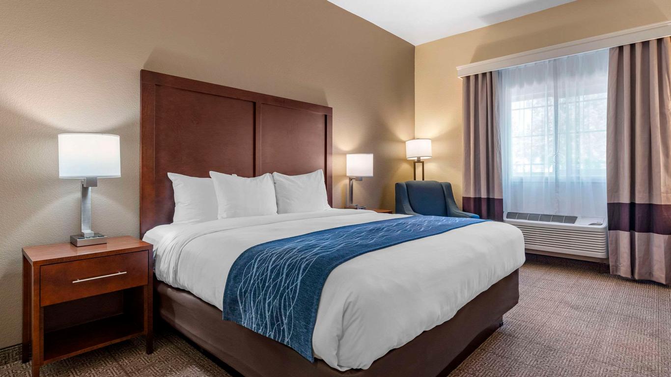 Comfort Inn & Suites Ukiah