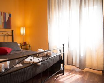 Style House - Roma - Camera da letto