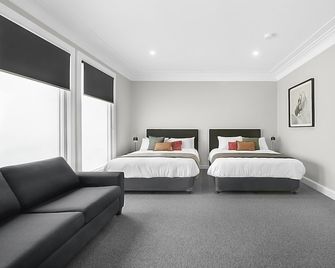 Horse and Jockey Hotel Homebush - Homebush - Slaapkamer