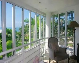 Thoko-Zani Beach House - KwaDukuza - Balcón