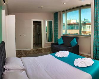 Berrak Su Hotel - Antalya - Bedroom