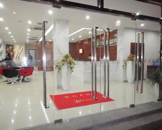 City Comfort Lnn - Liuzhou - Vestíbul