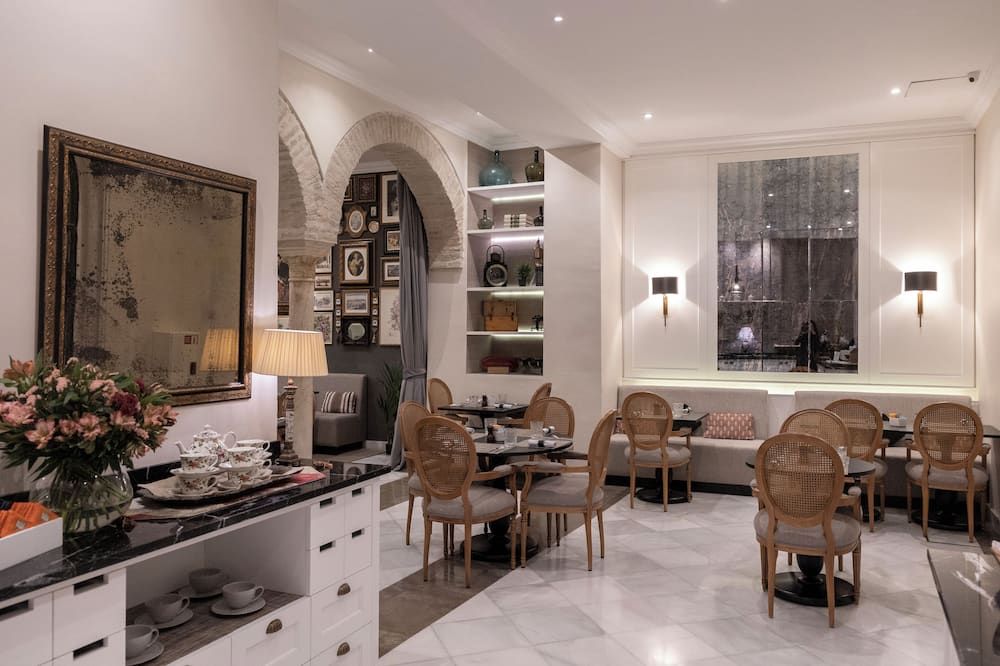 هوتل جرافينا 51