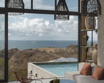 Eolia Sustainable Design Hotel - Manta - Balkon