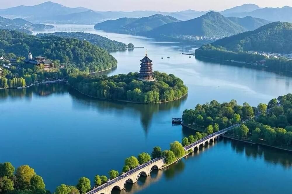 Nost algia S Hotel Hangzhou West Lake - האנגג'ואו